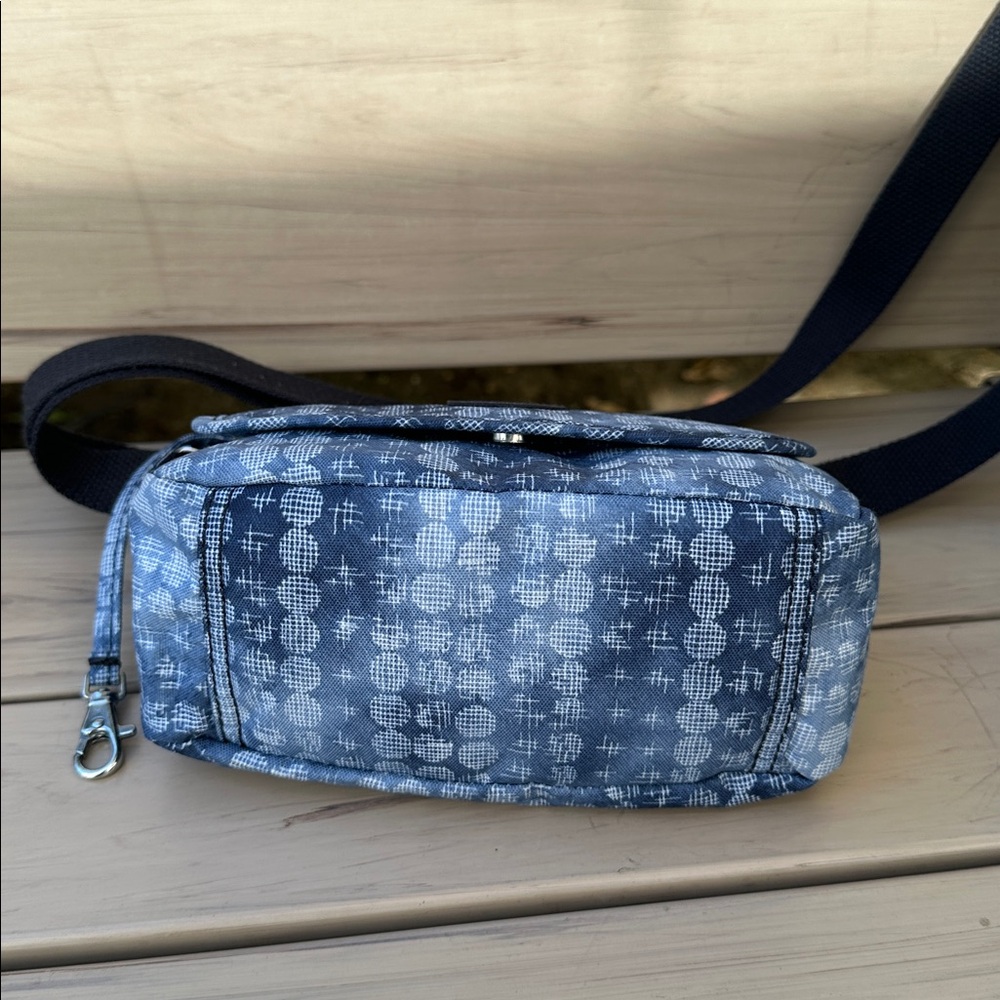 RARE Kipling Sabian Crossbody Blue Denim Dot Mini Bag - Adjustable Navy Strap - Picture 8 of 10
